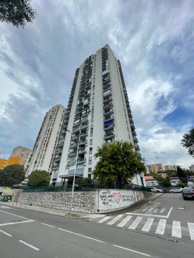 Apartment With Amazing City View ริเยกา ภายนอก รูปภาพ